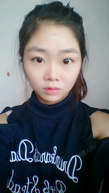 怎么拯救我的大脸[:5],脸框架大,脸上肉多,一吃