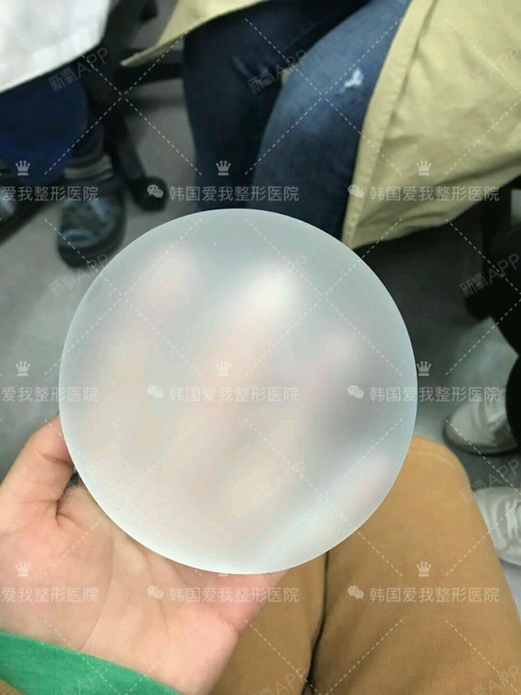魔滴假体motiva 手感非常柔软