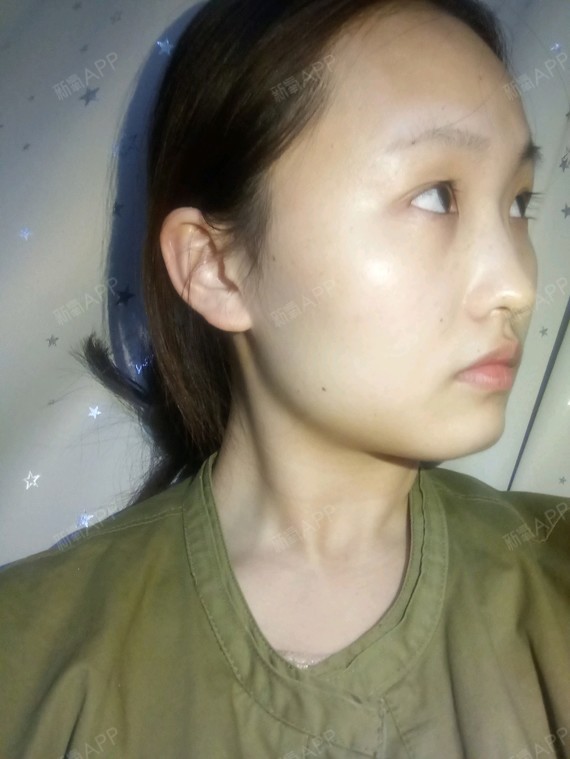 原来在银行工作2年,目前在一家私募机构做投资