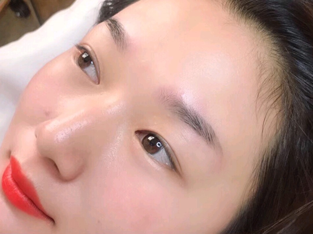 半永久纹眉初体验,眉毛纹得好,男神随便找!