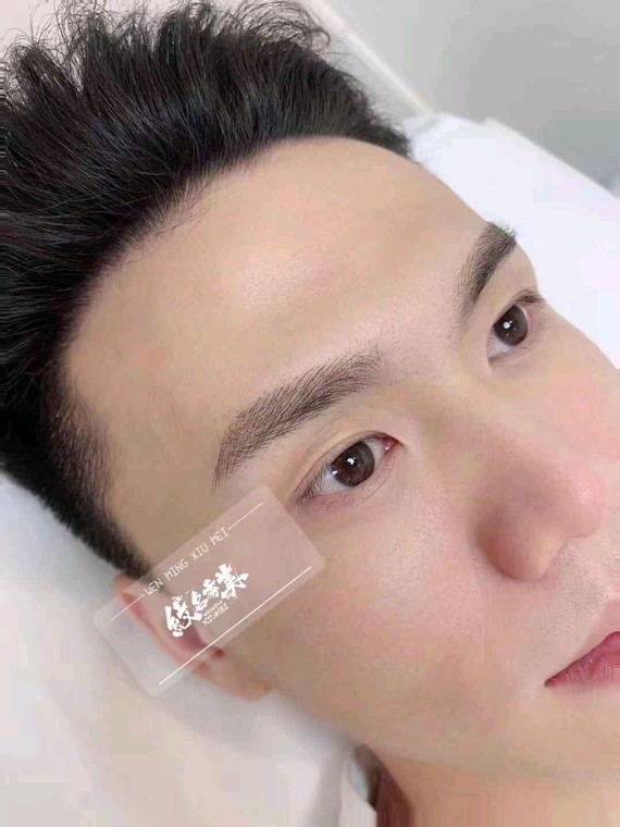 男友纹眉记98男票眉毛一直都很浅,看起来好像坨在一