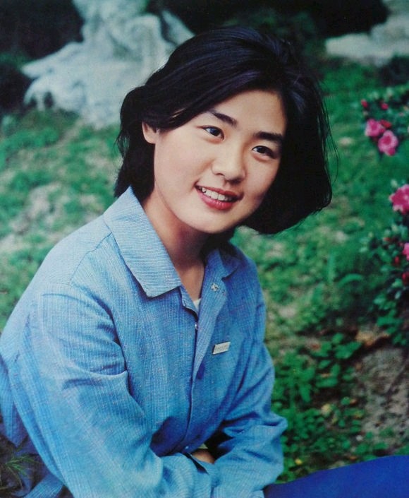 丛珊也太甜美了吧,太吃这种颜了,可爱,圆润,甜美
