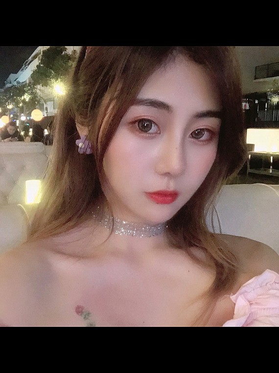 害,我不就是做了个脂肪填充吗上个星期刚经历了一件哭笑不得的事情