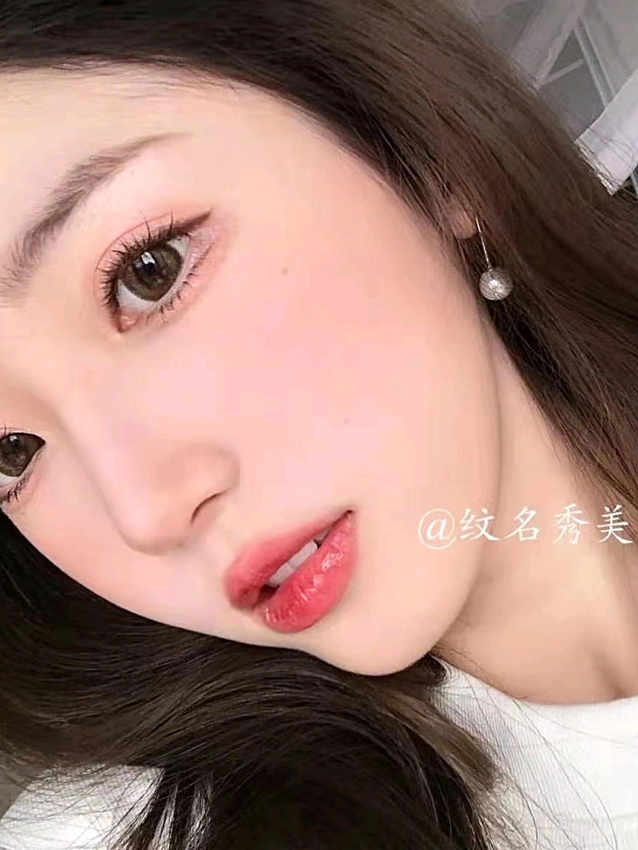我的唇色很白,希望纹唇后可以不用天天涂唇膏.