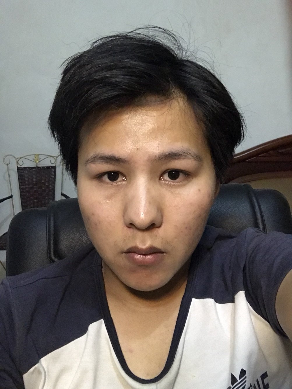 很多单眼皮小眼睛的宝宝都有这样的困扰,为了显眼睛大
