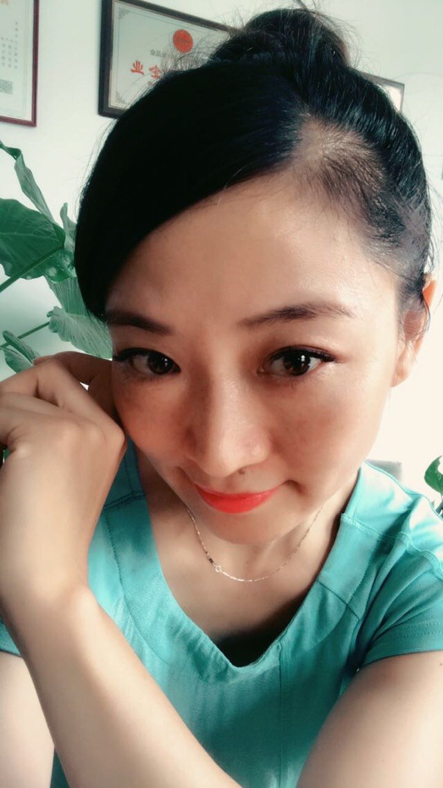 还好我的皮肤不是很敏感或者血管脆弱什么的,不会出现淤血的状况.