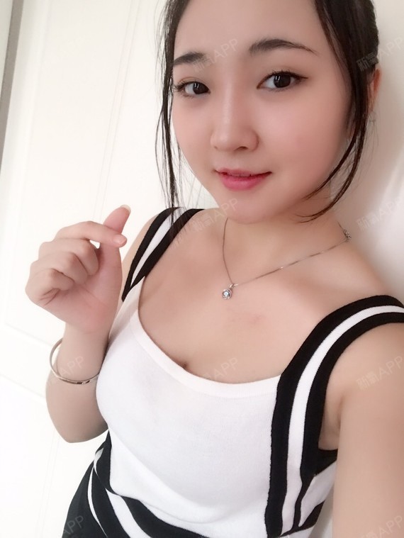 新氧- 小女人的妖娆 | 自体脂肪隆胸 | 术后当自强 | 重庆同城 | 自体