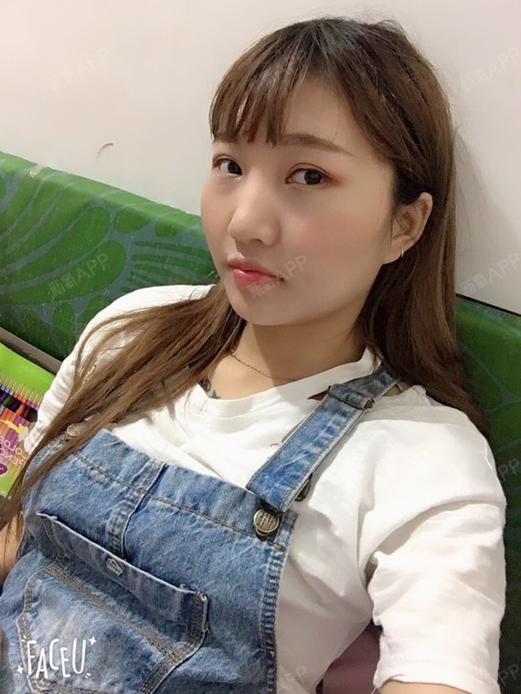 名丑姑娘呀,年龄22,身高162体重96,职业客服,现