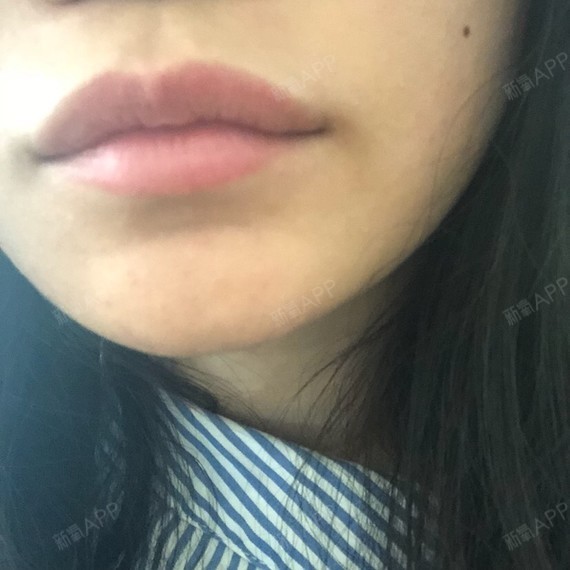 第一次脱唇毛.是的,每个项目都是第一次.一直_圈子