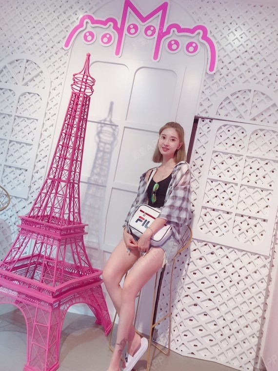 地包天(图3)体现为下排牙齿在上排牙齿的外面