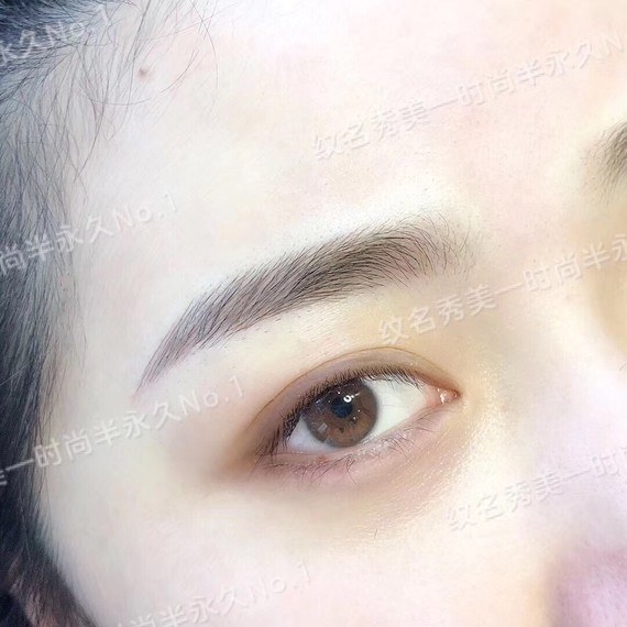 超自然!的丝绒眉!