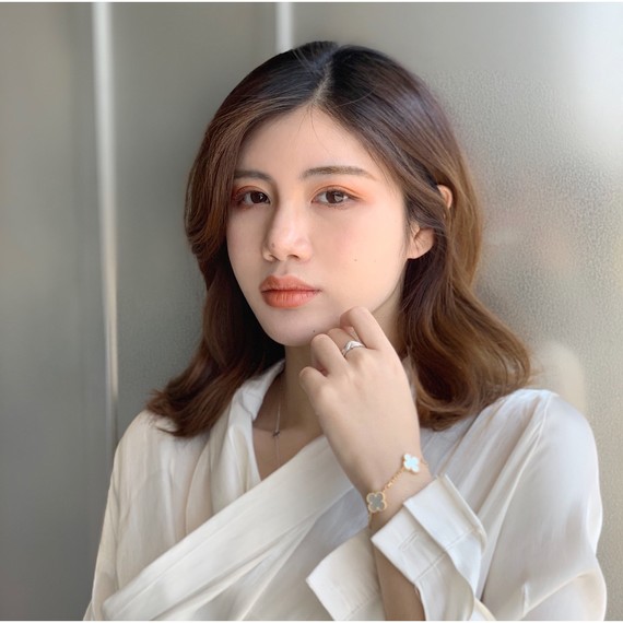 生活中的小老公,保持情趣新鲜感跟夫妻结婚好几年了恶搞爱情情趣内衣国外图片