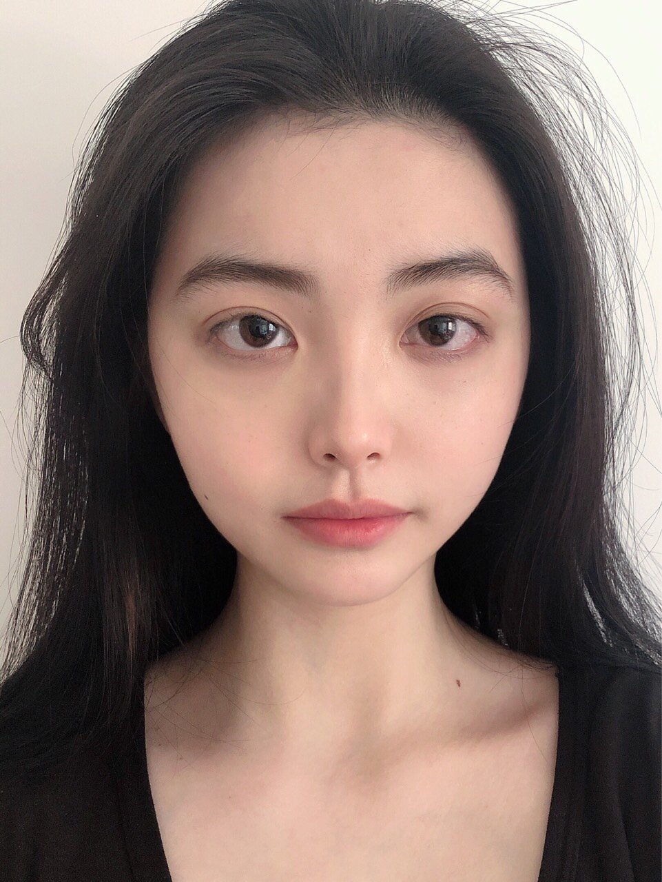 我有两副面孔#分享一张素颜and宣美仿妆差距真的