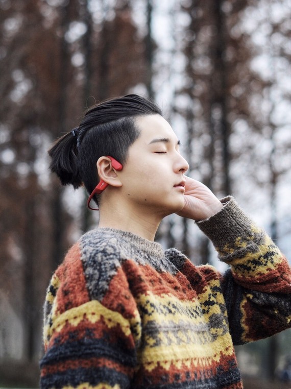 当然也有可能是我耳朵比较大哈哈最近接触到了一款黑科技耳机,after