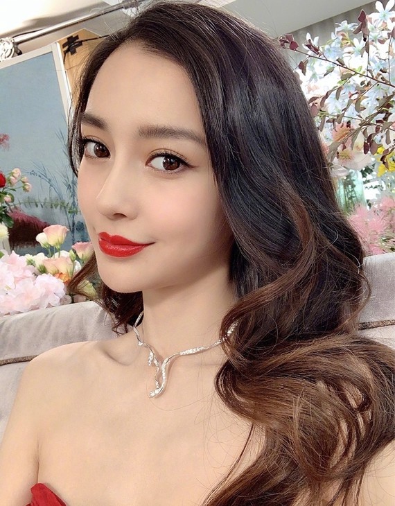 说angelababy整容,当看到这组早期照片,你们还会如此认为吗?
