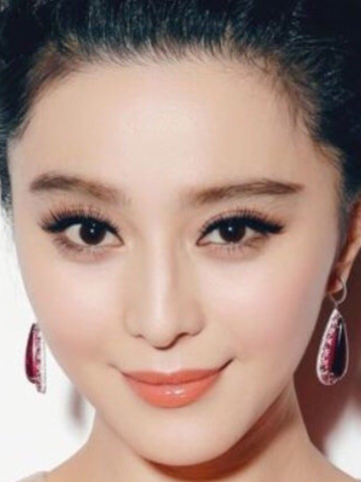 陈坤,范冰冰,张柏芝,angelababy,杨幂,胡定欣都有高低眉的问题,那么