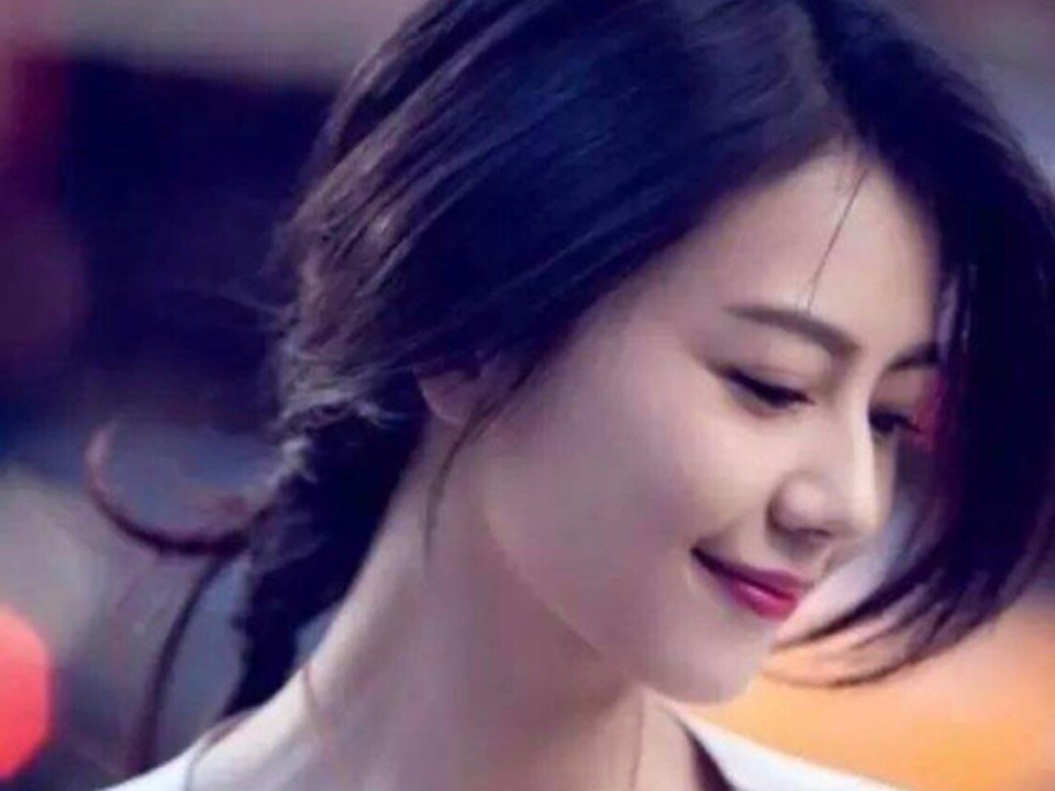 清秀甜美的面容,高圆圆一直是我比较喜欢的女明星之一.