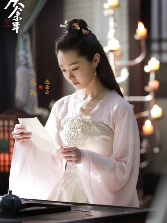 狐狸系美人宋轶五官分析 狐狸系美人:宋轶天生媚骨,长相清纯!
