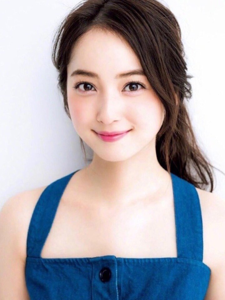 五官分析 佐佐木希老公出车九?又一个不知妻美的脸盲