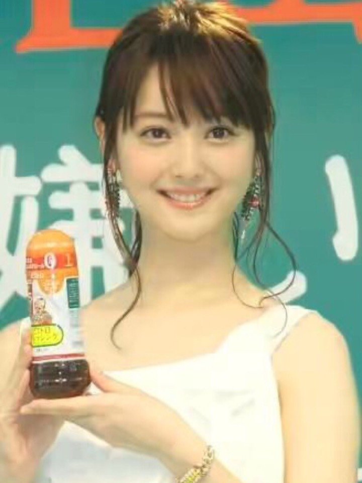 五官分析 佐佐木希老公出车九?又一个不知妻美的脸盲