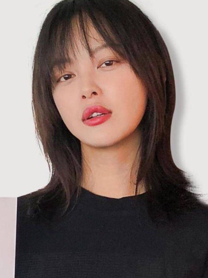 我们经常看到的那些模特,比如在日本就有很多具有厌世脸的女明星,他们