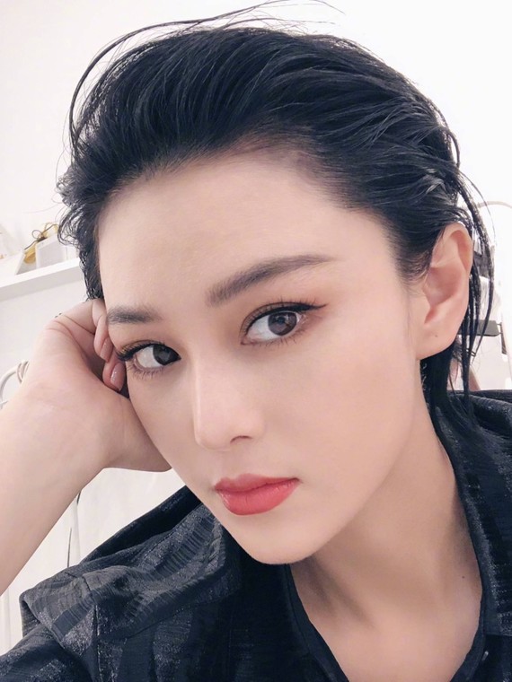 长发短发都hold住张馨予和张予曦你分得清吗?98_圈子-新氧美容整形