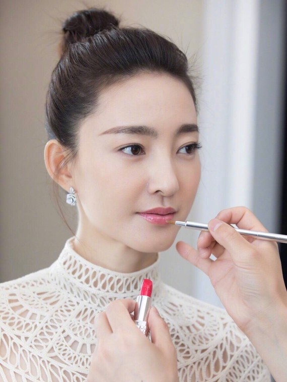 王丽坤是素颜女神?你的双眼皮出卖了你·95素颜女神
