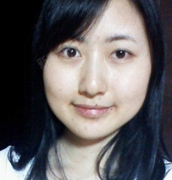 手术后 这个角度拍照最喜欢 以前就是一个圆脸,那种圆饼脸