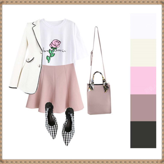 夏天了,教你怎么搭配更好看!1.粉色小群配上米