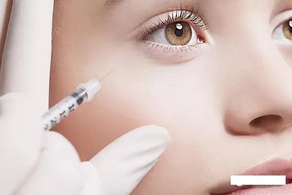 脂肪填充能维持多久医生注射多少量是关键很多