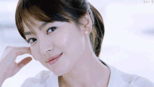 素颜是检验美女的新标准