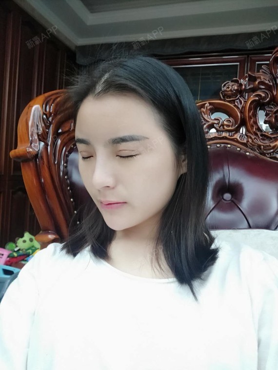 女人不骚男人不爱男人不坏女人不耐眼部综合第