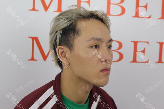 到院之后咨询,了解了假体隆鼻,然后就是选择假