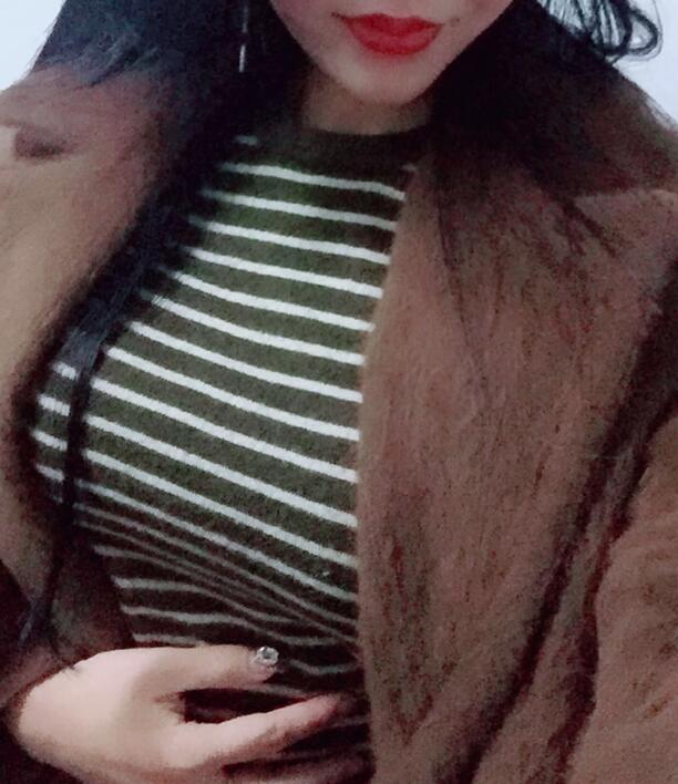 现在的胸部恢复的还是很好的,手感也慢慢啊恢复了一些,不过睡觉躺下的