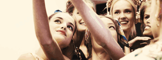 壁纸 剧照 视频截图 570_213 gif 动态图 动图