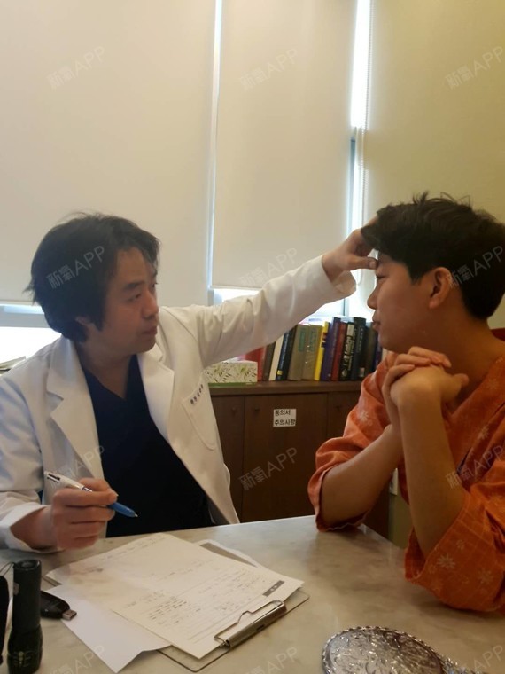 ow | 眼部 | 鼻部 | 面部轮廓 | 激光美肤 | 开眼角 |