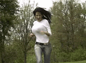 可爱甜美的款式全都c以下,只能买到大妈款!