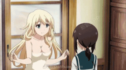 也会聚焦于胸部