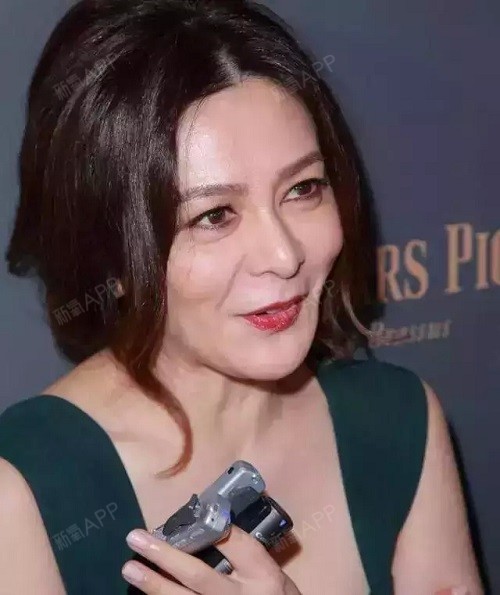 中国自古就有"天庭饱满,地阁方圆"的审美,认为面部