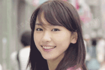 爱笑的女人老得快?笑多了有法令纹怎么办?