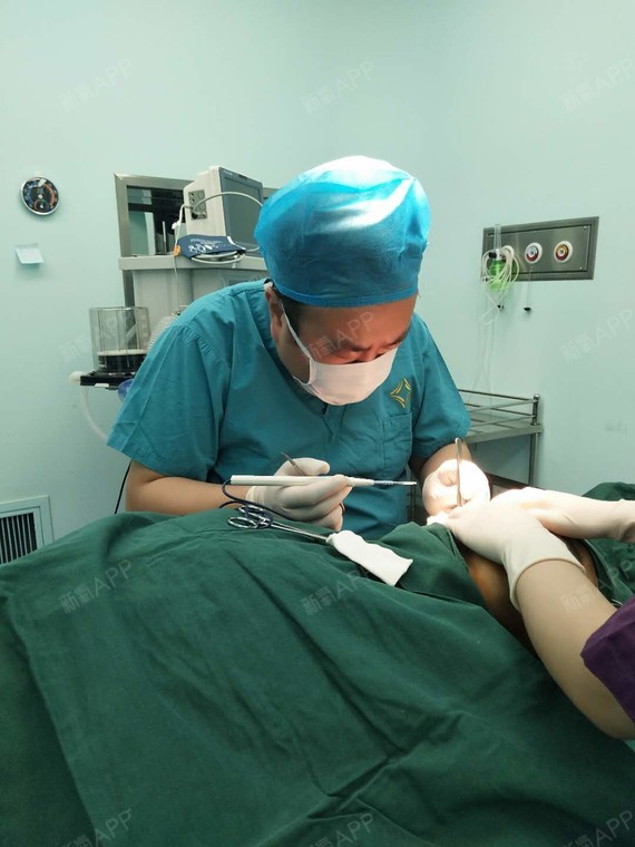 凡事都要勇于尝试开内眼角第0天美丽日记-新氧