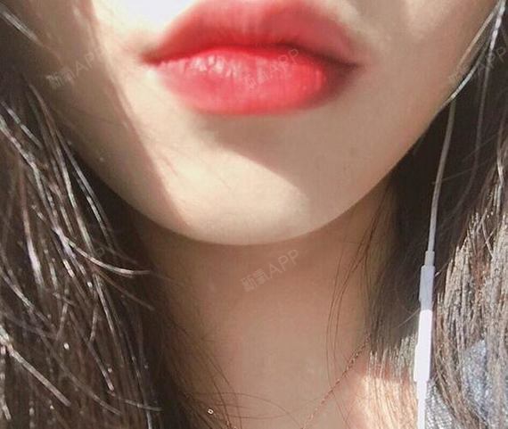 没落的贵族女王m唇手术第33天美丽日记