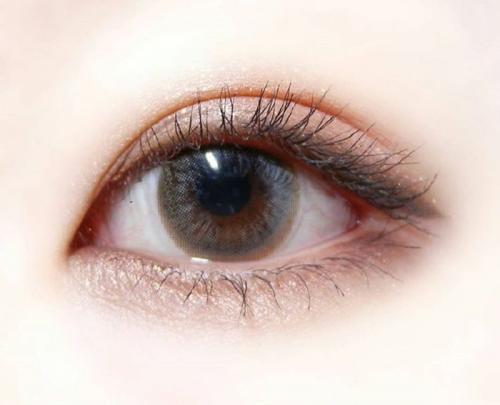 韩式翘睫美瞳对于重睑成形、斜视矫正、内