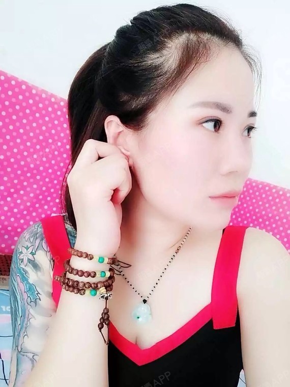 小新的a蜡笔需要蜡笔玻大学丰尿酸肌第10天美女生生来了的苹果图片