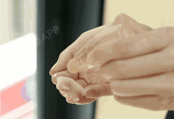 辟谣当年为了胸大做的一些奇葩的方法——女人都是,嘴