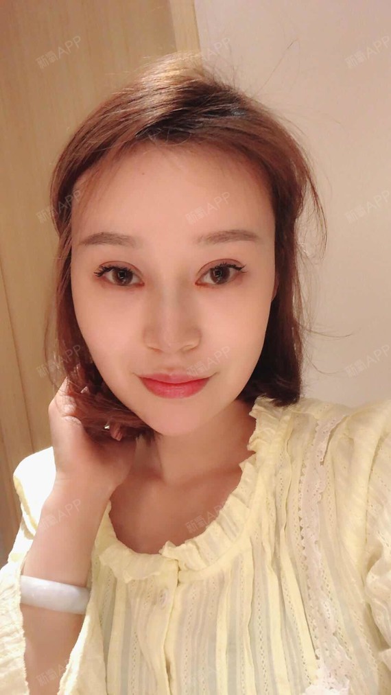 拥有一双灵动而炯炯有神的大眼睛,是很多妹子的梦想.