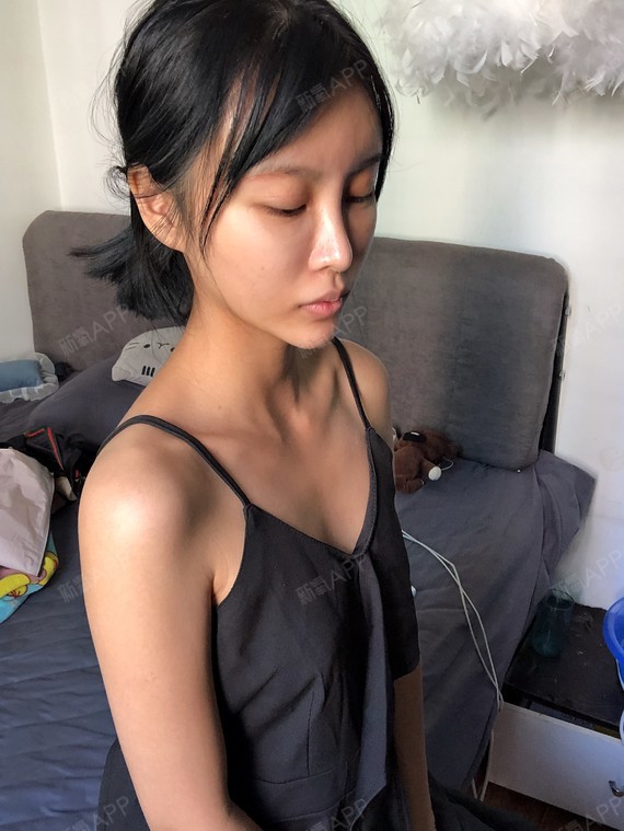 水滴形相对来说更适合亚洲人,显得更自然.