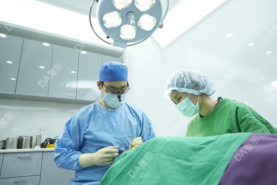 韩国DA整形医院【面部提升术】什么样的年龄