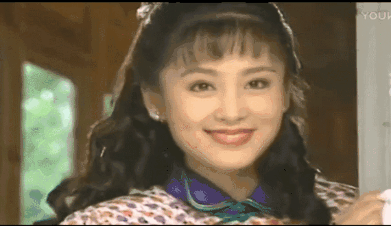 被这张陈红的大脸盘戳到萌点.