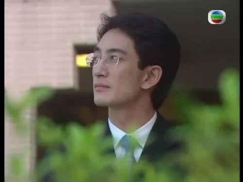 今天的羊,必须用一组表情轻松诠释自己中午完美搞笑图图片